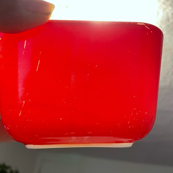 Vintage Pyrex Refrigerator Dishes with Lids. Very good vintage condition. - Picture 15 of 16